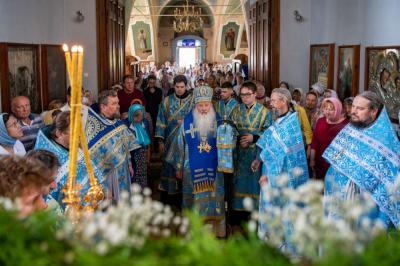 Сегодня в Болхове отметили праздник иконы Божией Матери "Троеручица"