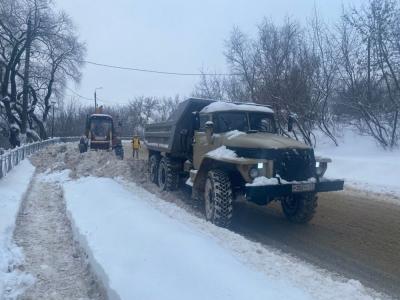 17 единиц техники чистят дороги в Болхове и сельских населенных пунктах