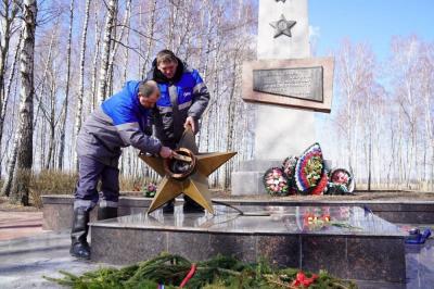 В Болховском районе газовики провели техническое обслуживание мемориалов Вечного огня